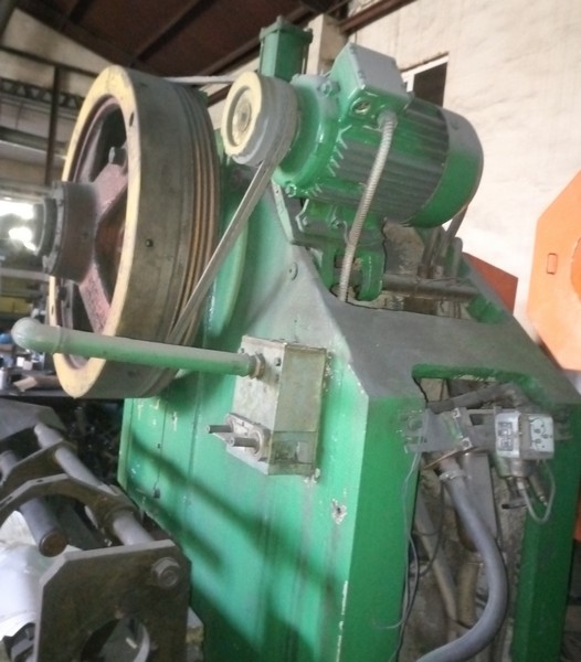 Пресс однокривошипный простого действия открытый КИ2126А Номинальное усилие, кН: 400